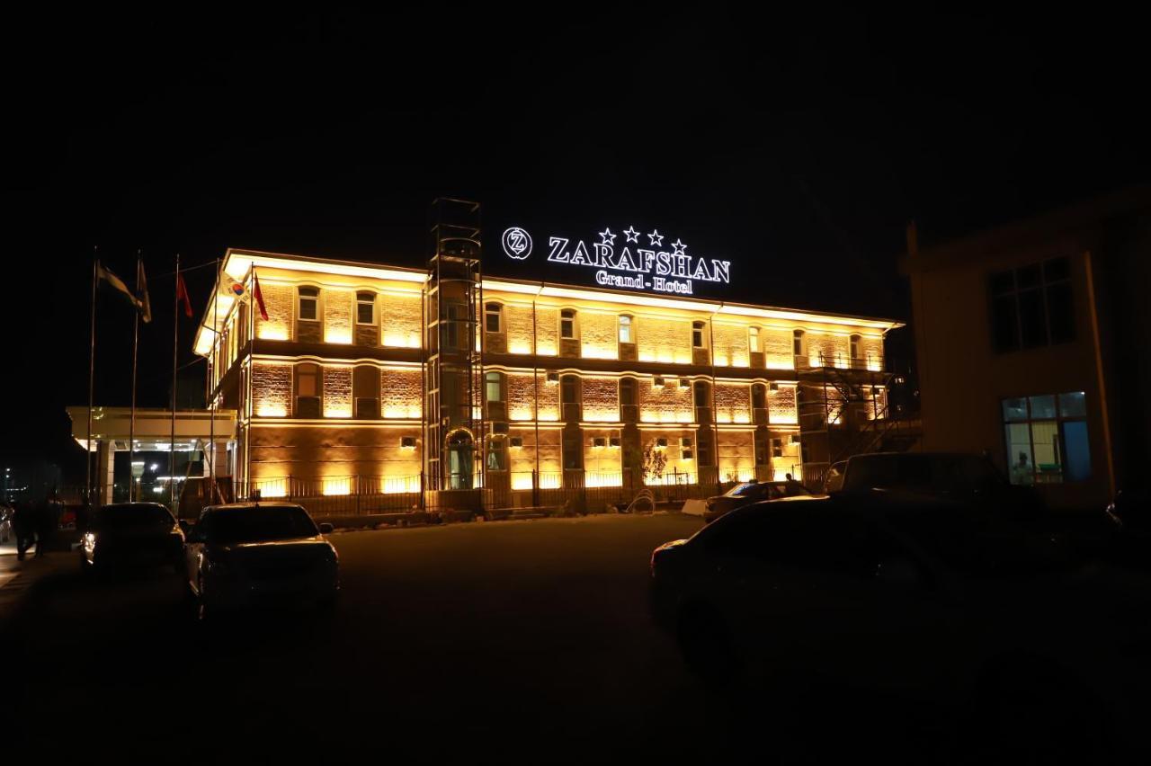 Zarafshan Grand Hotel Navoi Exterior photo