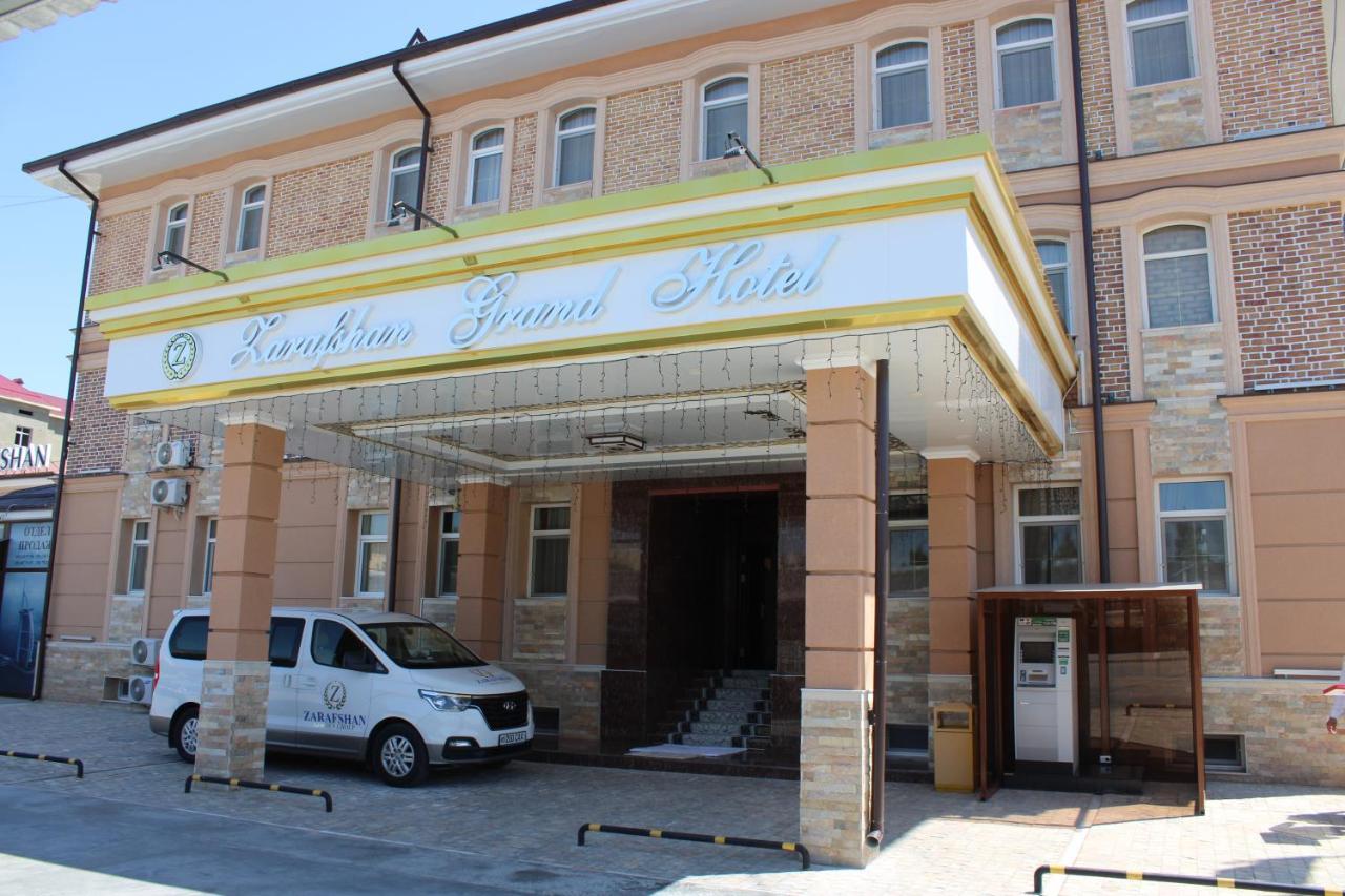 Zarafshan Grand Hotel Navoi Exterior photo